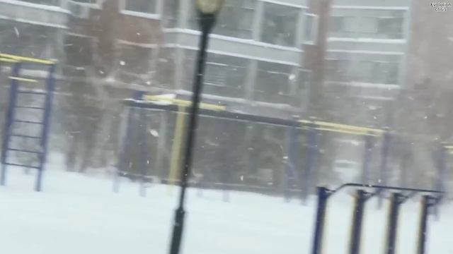 Buildings destroyed, China in rush! Snowstorm turn street frozen in Heilongjiang смотреть онлайн