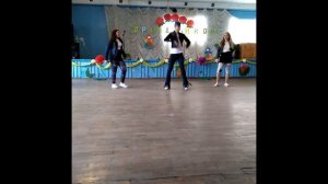 Танец 90-х годов под песню Sweet Dreams\легкий запоминающиеся движения