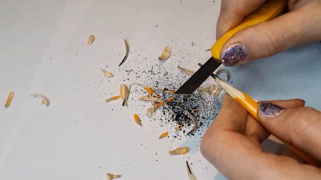 КАК НАТОЧИТЬ КАРАНДАШ КАНЦЕЛЯРСКИМ НОЖОМ смотреть онлайн