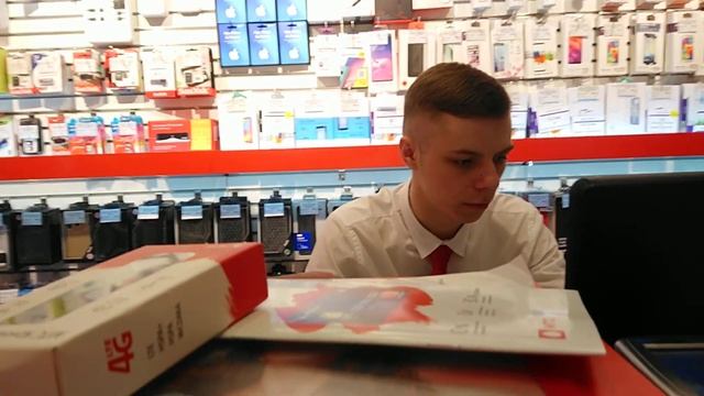 ОБМАН В САЛОНЕ МТС ч1 смотреть онлайн