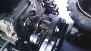 Натяжение ремня ротора снегоуборщика Хутер 4100..mp4