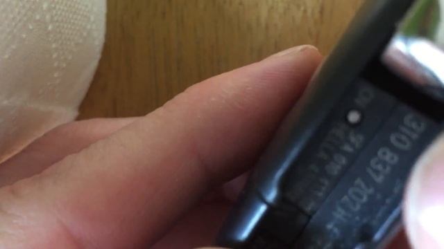 How to change battery in car key for skoda fabia (2012 model) смотреть онлайн