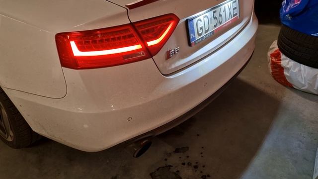 Audi A5 2.0 Tfsi CDNC Stage 3 (K04-64 hybrid) custom active exhaust - silent vs loud cold start. смотреть онлайн