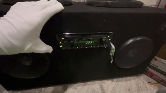 Качественная бюджетная автомагнитола Pioneer.GB MVH-T915B смотреть онлайн