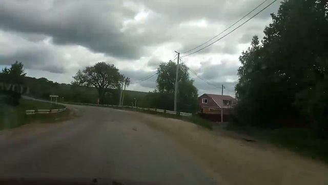 Бобрик-гора. Проезд через мост для большегрузов закрыт !( Донской край) смотреть онлайн