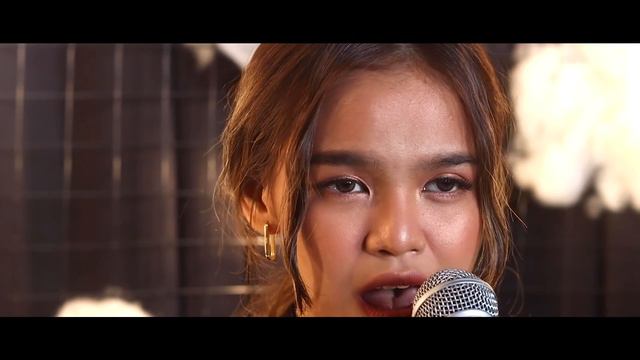 Zephanie & Ian Pangilinan - Rewrite the Stars (The Greatest Showman Cover) смотреть онлайн