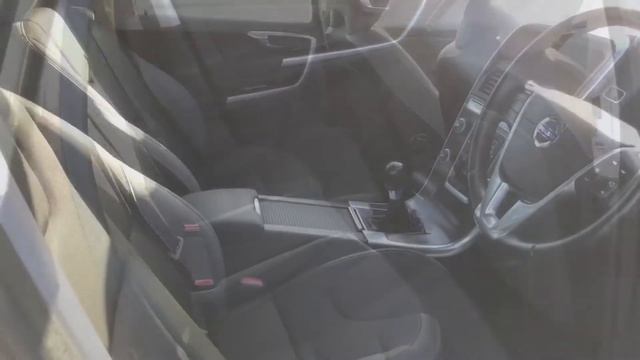 2013 63 VOLVO XC60 2.4 D4 SE AWD 5d 161BHP смотреть онлайн