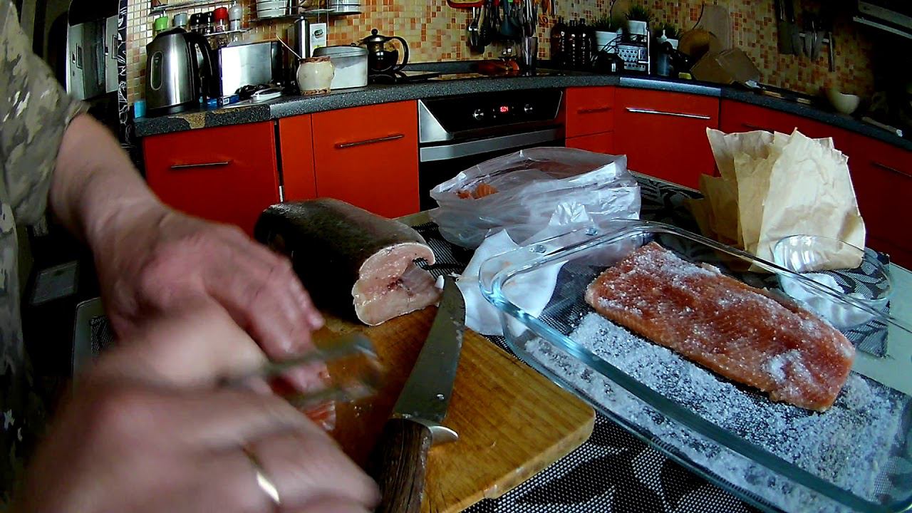 Как солить форель смотреть онлайн