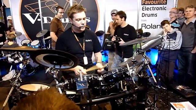Craig Blundell Amazing Drum Demo Pt. 2 смотреть онлайн