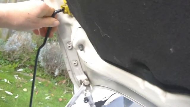 How to OPEN VW Transporter Snowdonia T5 Bonnet/Hood смотреть онлайн