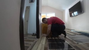 Тёплый уютный пол с подогревом и ламинатом. Тепло комфортно уютно. Благодать.