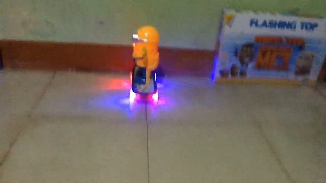 Minions Cute From Despicable Me Skateboard Toy Unboxing Colorful Lights Funny Silly