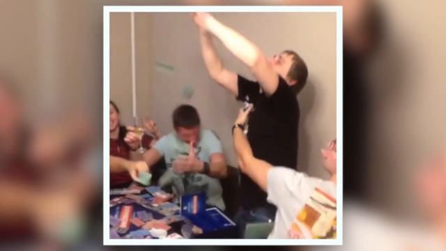 Как нужно играть в Монополию смотреть онлайн