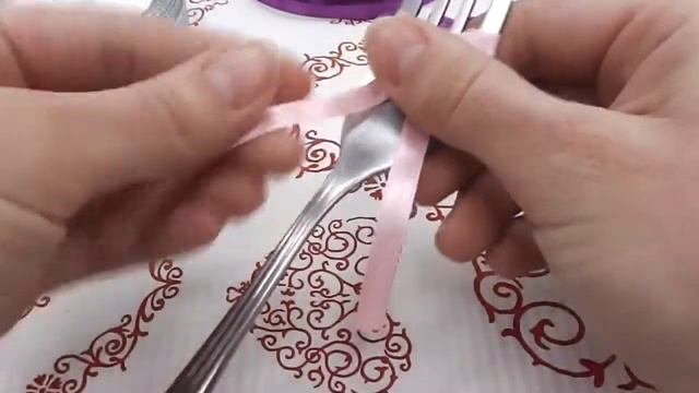 Как сделать Бантик из атласной ленточки. Small bow of satin ribbon? смотреть онлайн