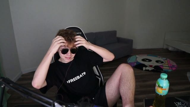 НОВАЯ ПРИЧЕСКА СТРОГО смотреть онлайн