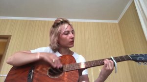 Ира Ежова « Дворик» « Зачем ты бродишь»