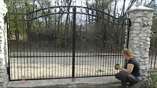 Крашу забор и ворота! (какой цвет лучше?) смотреть онлайн