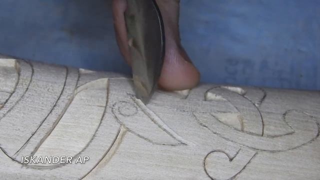 Топорище резное «Волк». смотреть онлайн