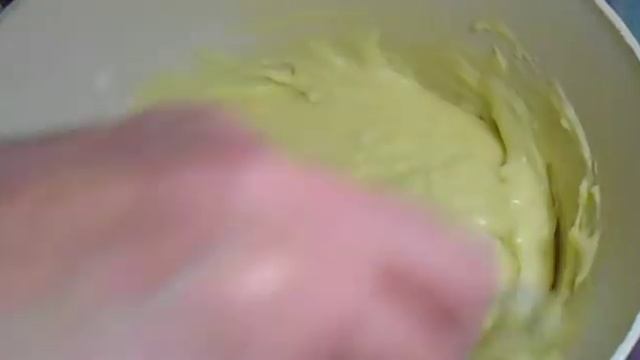 Домашний пышный бисквит без яиц. Просто вкусно! смотреть онлайн