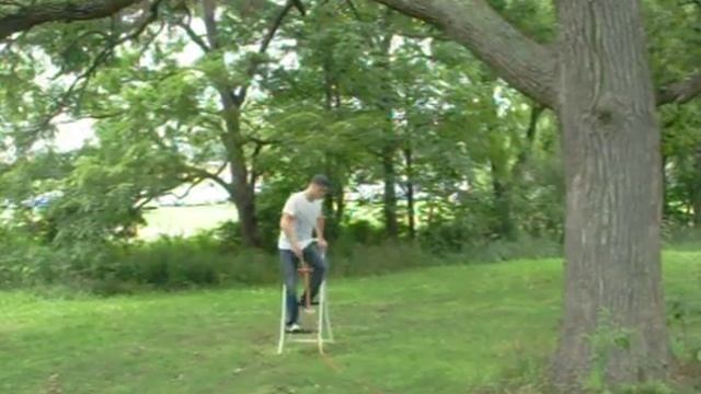 Bullwhip Cracking: Wrapping, Grabbing, and Swinging from a Tree with a Whip смотреть онлайн