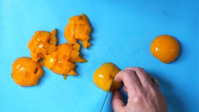 Вкуснейшее желе за 5 минут из банки персиков. Освежающий десерт для лета. смотреть онлайн