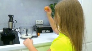 Маргарита ЛУНАТИК! Что она делает во сне? Она правда ходит по ночам.