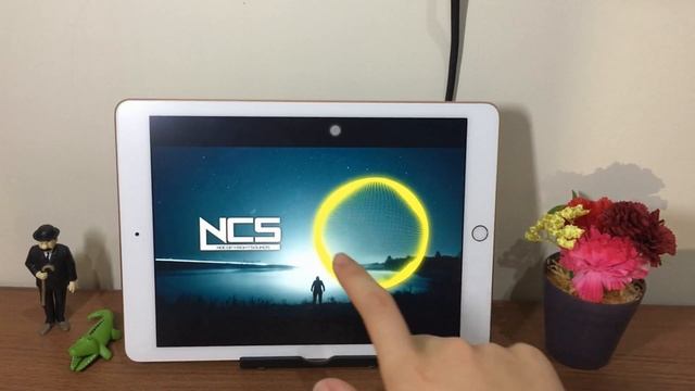 Review iPad 6 (2018) Tablet 3 JUTA AN? Peforma PUBG? Gimana di 2020? Murah? (INDONESIA) смотреть онлайн
