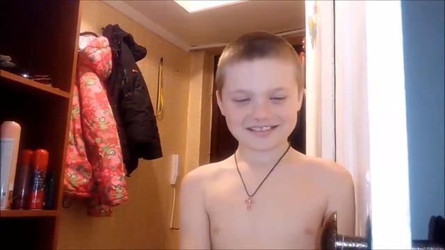 ПРИУЧАЕМ КОТЕНКА К КОГТЕТОЧКЕ! смотреть онлайн