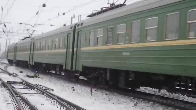 ЭМ2-016 и ЭМ2-019, Домодедово.MP4 смотреть онлайн