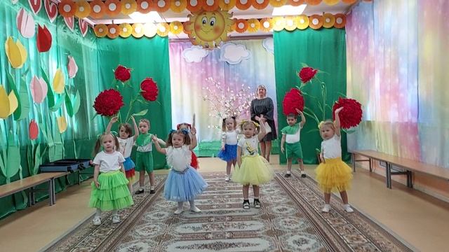 8 Марта. "Мама" смотреть онлайн