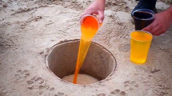 Experiment : cola + mentos 💥🔥/ a cola volcano/Эксперименты с колой и ментосом