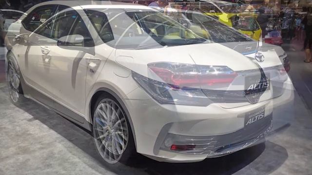 Toyota представила спецверсию модели Corolla — Altis Special Edition смотреть онлайн