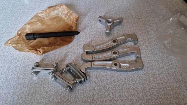 28.01.2023 г Хабаровский край.Советская Гавань. Купили запчасть Съёмник Подшипников. смотреть онлайн