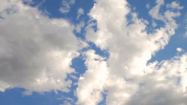 Floating Clouds облака природа мир музыка для души для расслабления смотреть онлайн