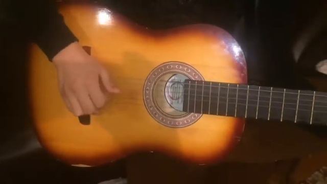 Красивая и грустная мелодия на гитаре не судите строго!!! смотреть онлайн