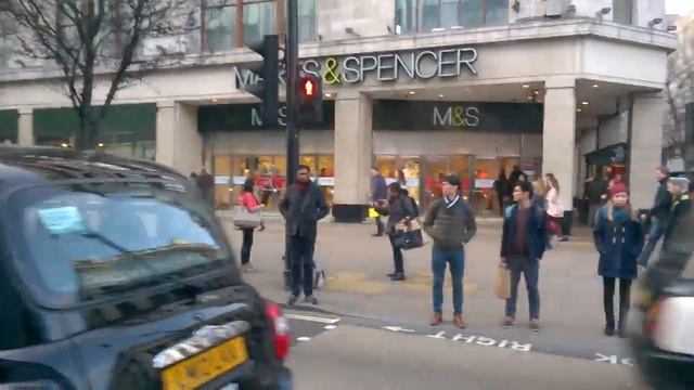 London Streets : Marks and spencers Oxford Street London March 2015 смотреть онлайн