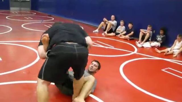 Modesto Grappling Club Instr. #80: Ankle-Lock Bring Leg Over смотреть онлайн