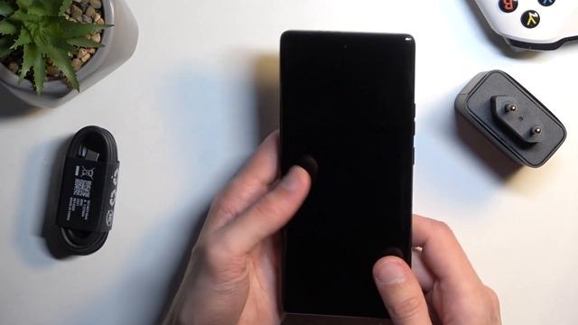 MOTOROLA Edge 40 Pro Unboxing & Overview - GREAT BUY! #motorola