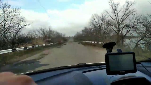 Донбасс.убитые дороги(( и скромный коп 2019 Donbass. Killed roads ((and a modest cop 2019 смотреть онлайн