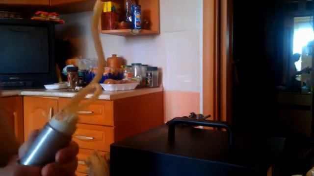 Замена моторчика бензонасоса. Трубки бензонасоса. (MU 1609) смотреть онлайн