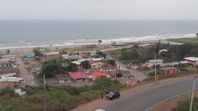 Great Wall Haval M4: Vuelo de Dron desde Puerto Cayo смотреть онлайн