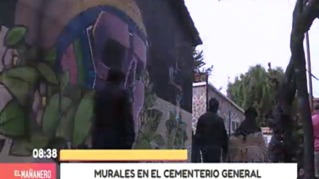 30 murales se encuentran en diferentes mausoleos del cementerio. смотреть онлайн
