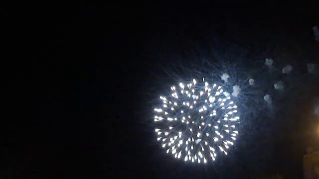 Салют На День Победы В Ростове 2012.MP4 смотреть онлайн