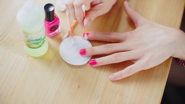 Лайфхаки для Идеального Маникюра/Лайфхаки для девочек! смотреть онлайн