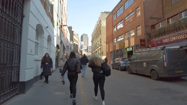 London Walk 2023 - Farringdon & City Of London Streets, Granary Square To Tower Of London - 4K 60FP