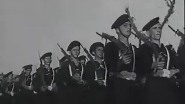 Africa e L_attacco Alla Grecia (3 di 4) смотреть онлайн