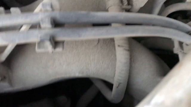 Стук мотора EJ201 Subaru Forester 2003 на холодную смотреть онлайн