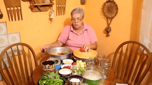 299 Помидоры в салате. смотреть онлайн
