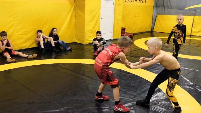 Кирилл vs Ярослав 3 смотреть онлайн