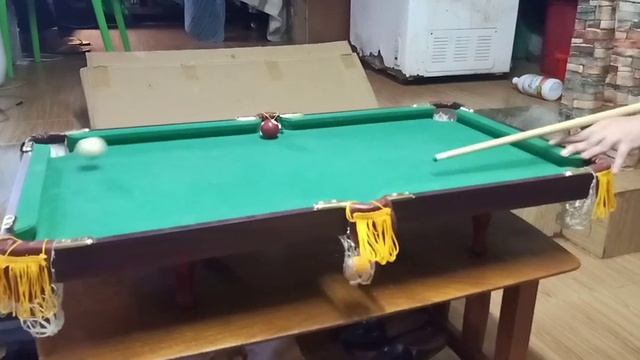 Mini Pool Table Billiard Trickshot смотреть онлайн